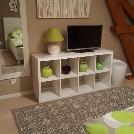 Guest House Reciner Disneyland Bailly-Romainvilliers Esterno foto
